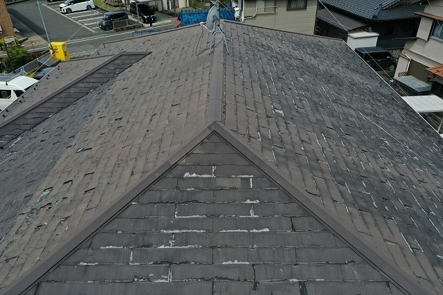 パミール屋根の棟